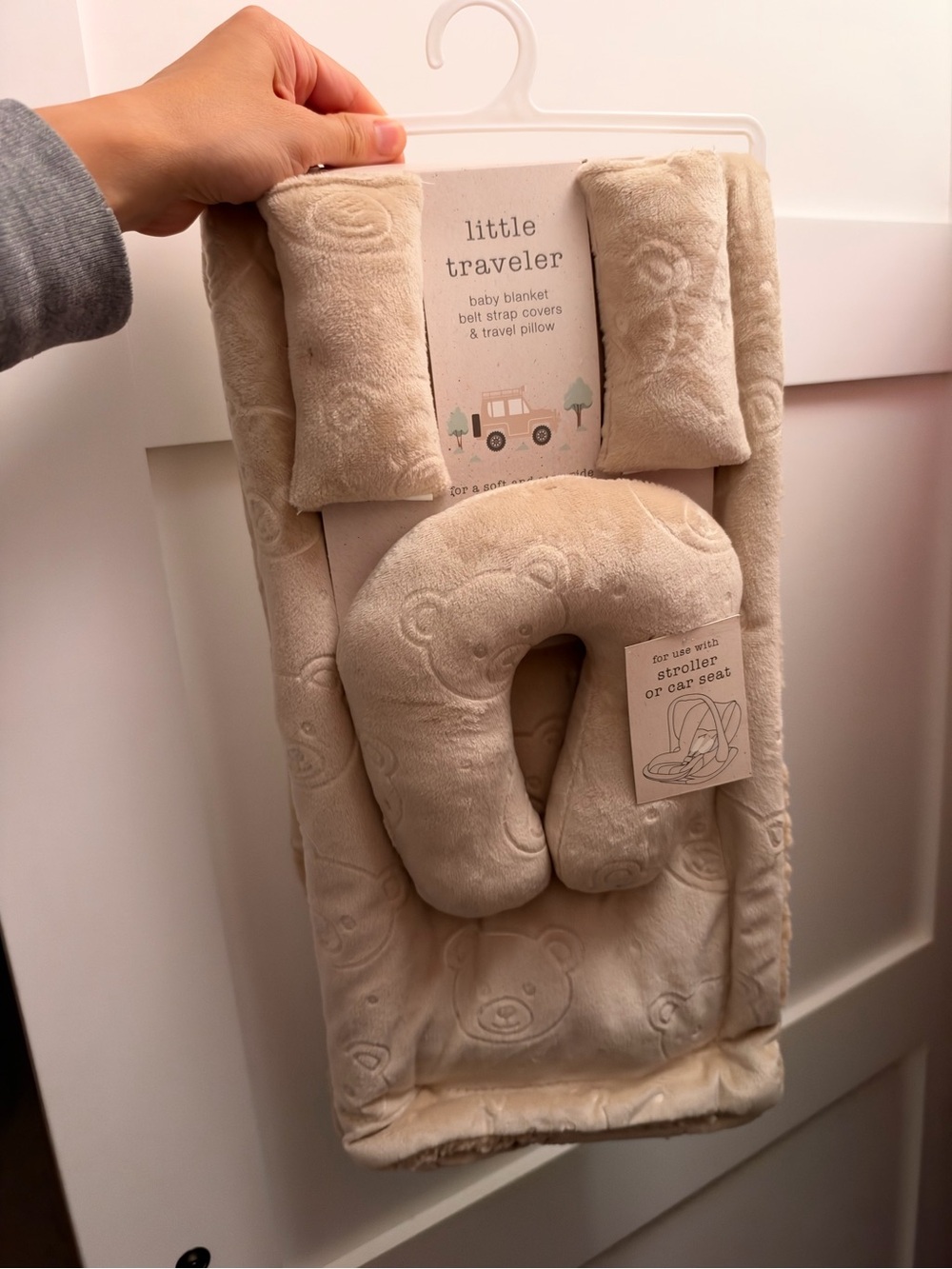 Cream Baby Blanket, Belt Strap Covers & Travel Pillow